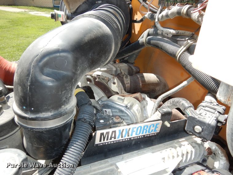 image for item DM3070 2010 International CE  school bus