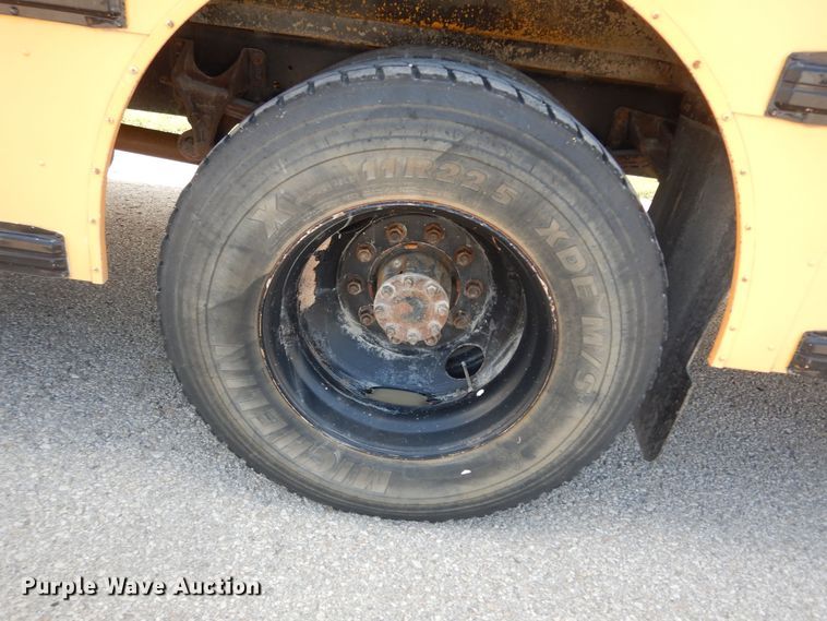 image for item DM3070 2010 International CE  school bus