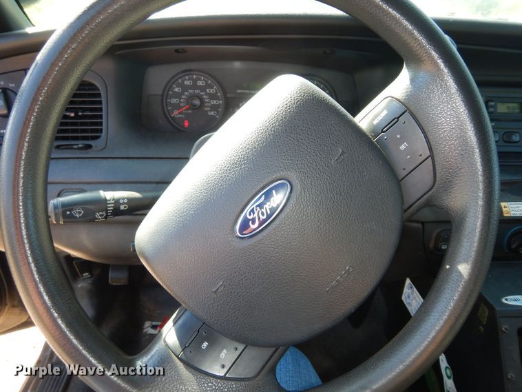 image for item DM3076 2009 Ford Crown Victoria Police Interceptor