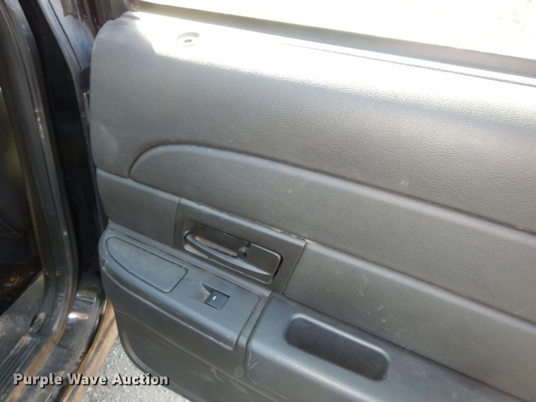 image for item DM3076 2009 Ford Crown Victoria Police Interceptor