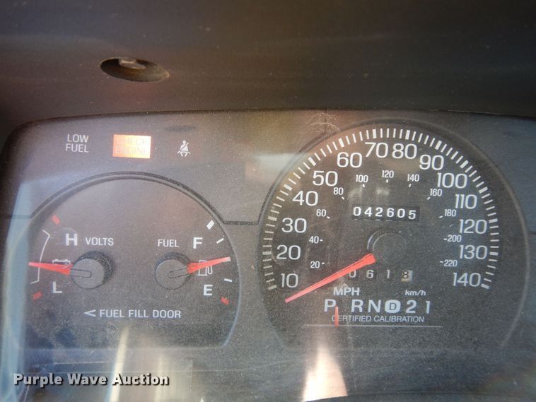 image for item DM3079 2004 Ford Crown Victoria Police Interceptor