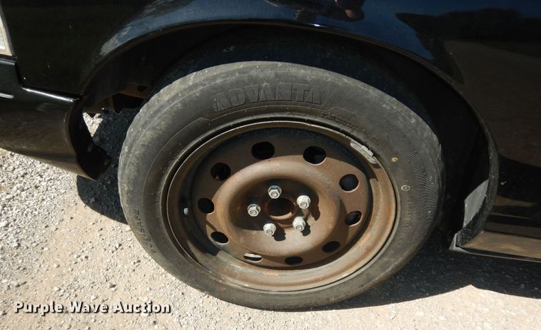 image for item DM3079 2004 Ford Crown Victoria Police Interceptor