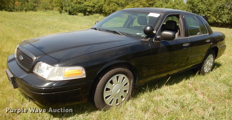 image for item DM3082 2009 Ford Crown Victoria Police Interceptor