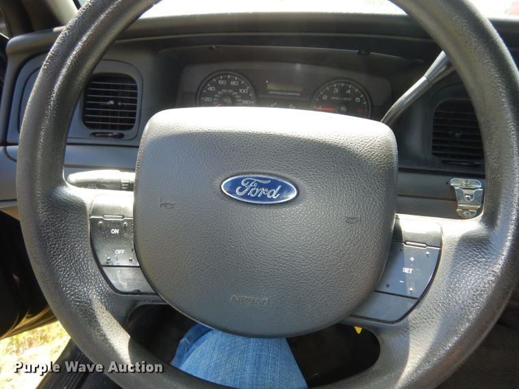 image for item DM3082 2009 Ford Crown Victoria Police Interceptor