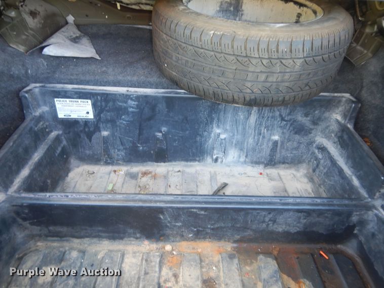 image for item DM3082 2009 Ford Crown Victoria Police Interceptor