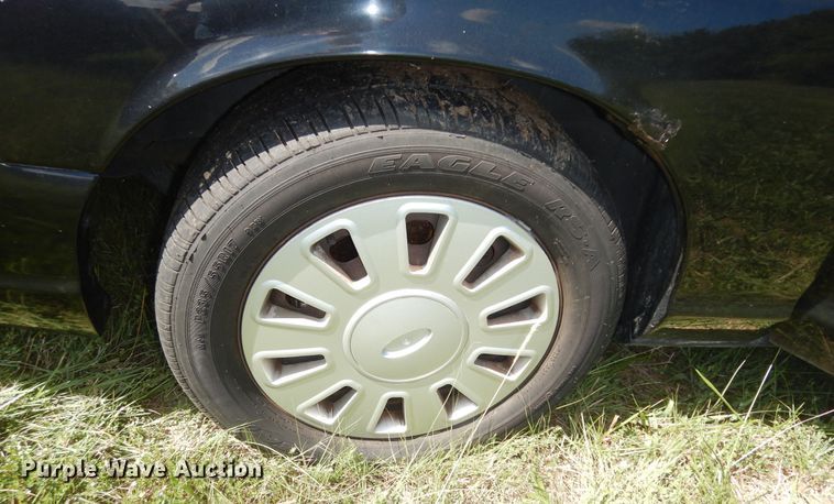 image for item DM3082 2009 Ford Crown Victoria Police Interceptor