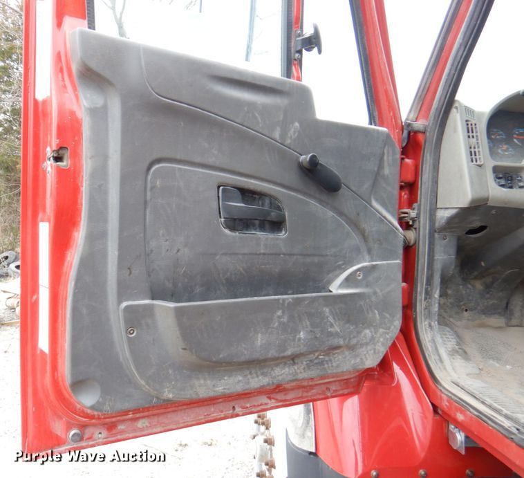 image for item DM6029 2008 International WorkStar 7400  dump truck