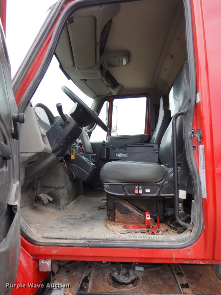 image for item DM6029 2008 International WorkStar 7400  dump truck