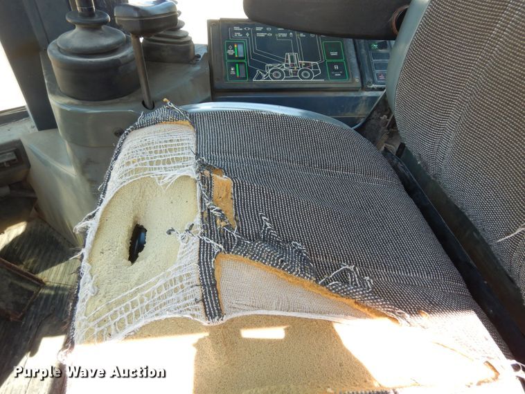 image for item DN1679 1995 Case 621B  wheel loader