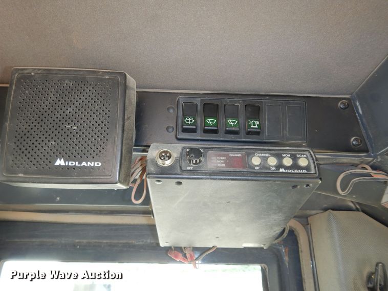 image for item DN1679 1995 Case 621B  wheel loader