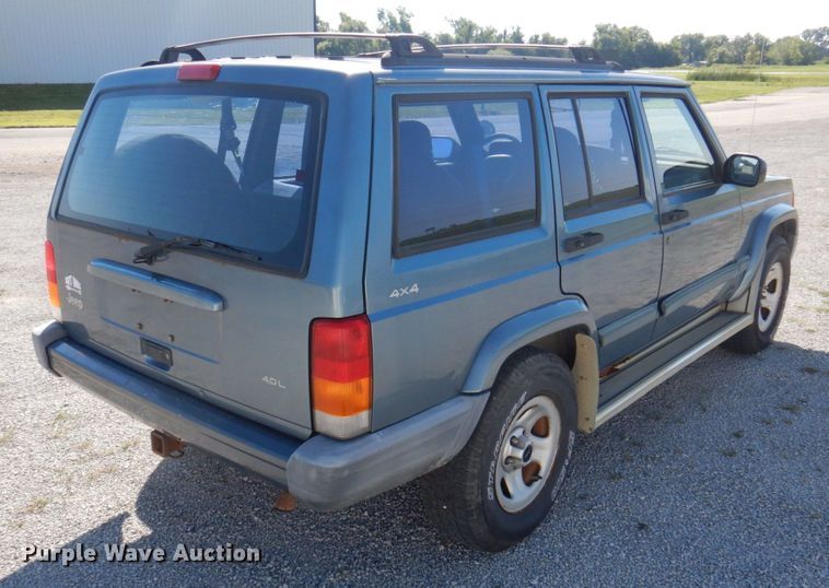 image for item DP0303 1999 Jeep Cherokee Sport  SUV