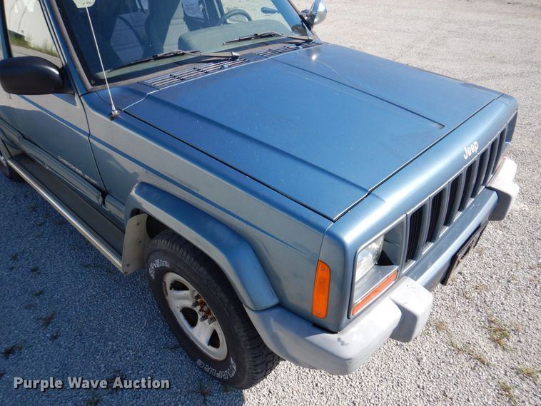 image for item DP0303 1999 Jeep Cherokee Sport  SUV