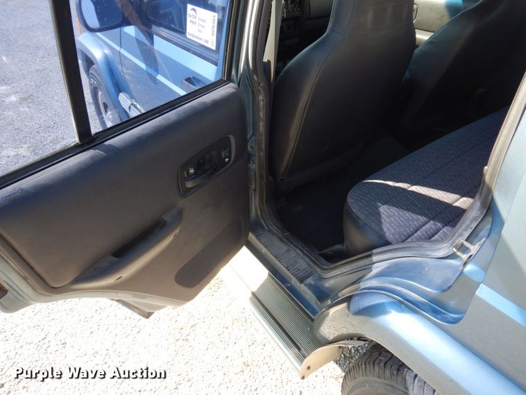 image for item DP0303 1999 Jeep Cherokee Sport  SUV