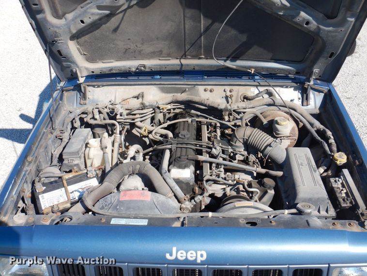 image for item DP0303 1999 Jeep Cherokee Sport  SUV