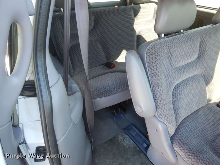 image for item DP0304 2000 Dodge Grand Caravan  van