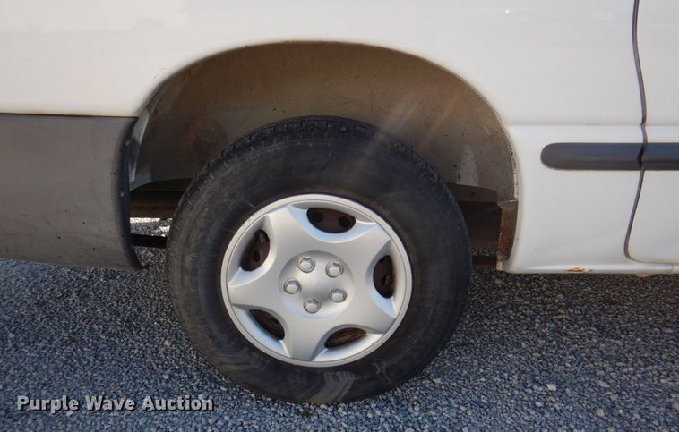 image for item DP0304 2000 Dodge Grand Caravan  van