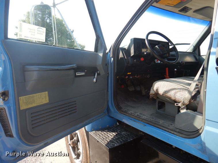 image for item DP0306 1991 GMC TopKick C6500  dump truck