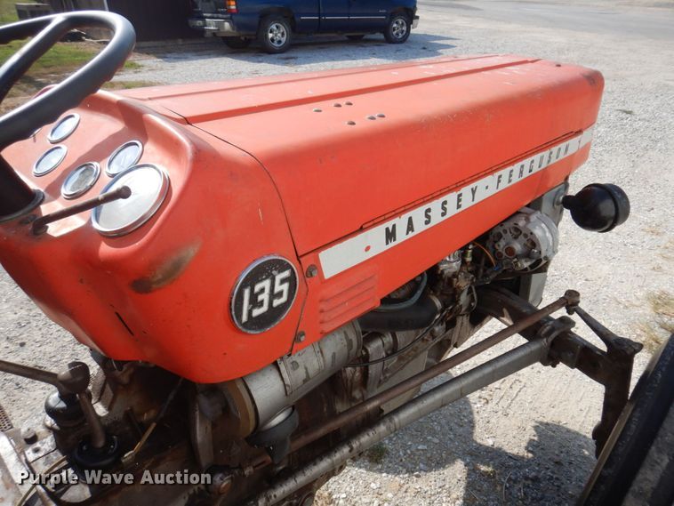 image for item DP0307 Massey Ferguson 135  tractor