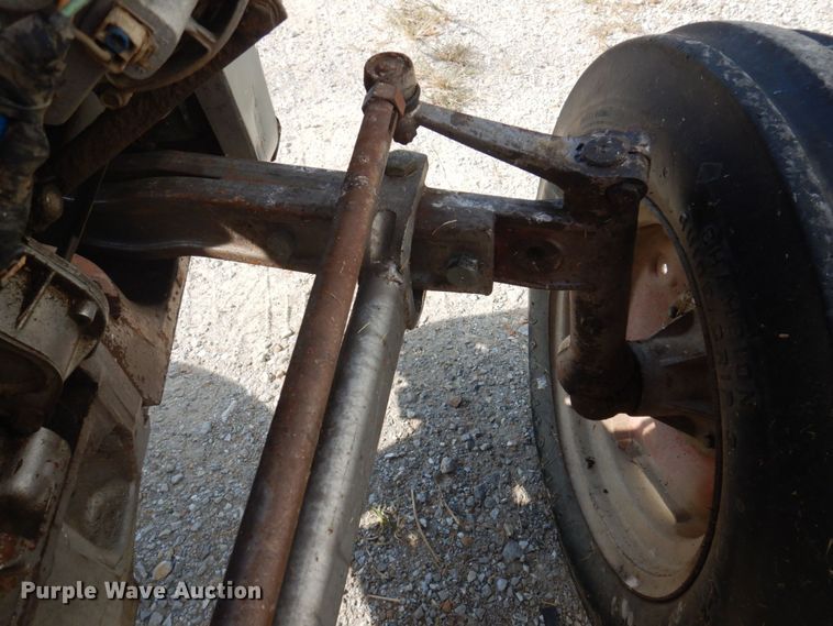 image for item DP0307 Massey Ferguson 135  tractor