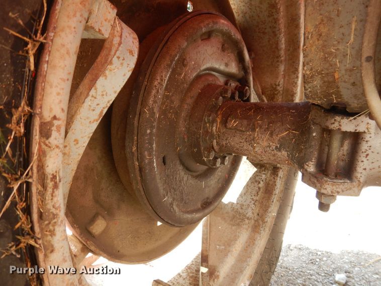 image for item DP0307 Massey Ferguson 135  tractor