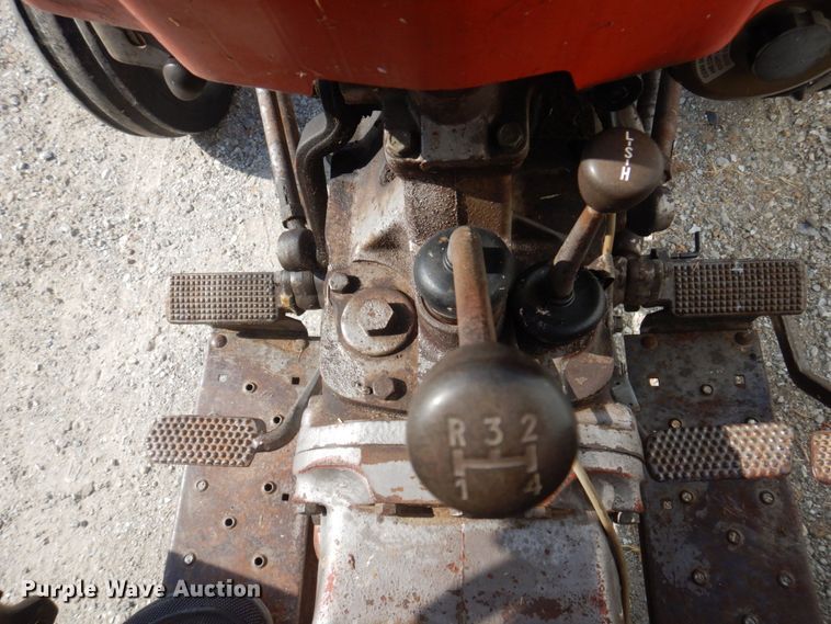 image for item DP0307 Massey Ferguson 135  tractor