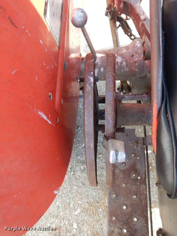 image for item DP0307 Massey Ferguson 135  tractor