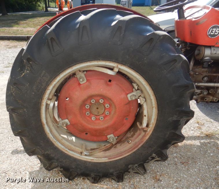 image for item DP0307 Massey Ferguson 135  tractor
