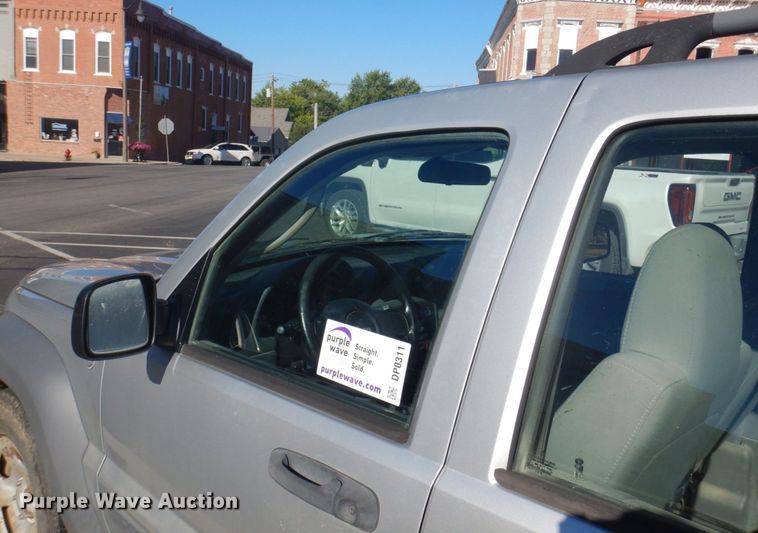 image for item DP0311 2006 Jeep Liberty  SUV