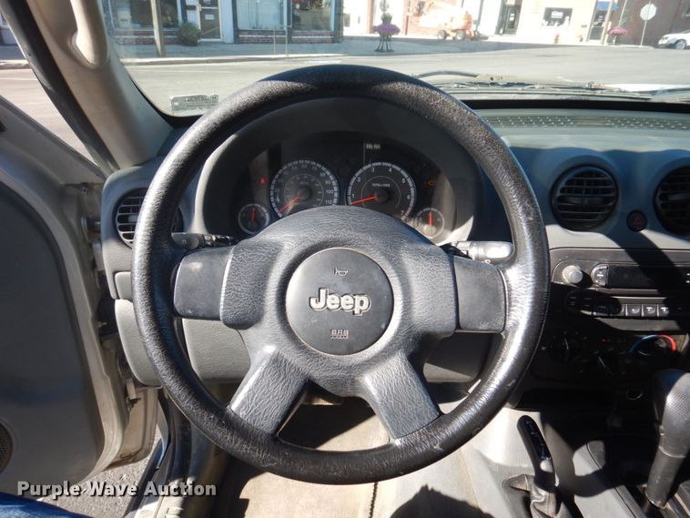 image for item DP0311 2006 Jeep Liberty  SUV