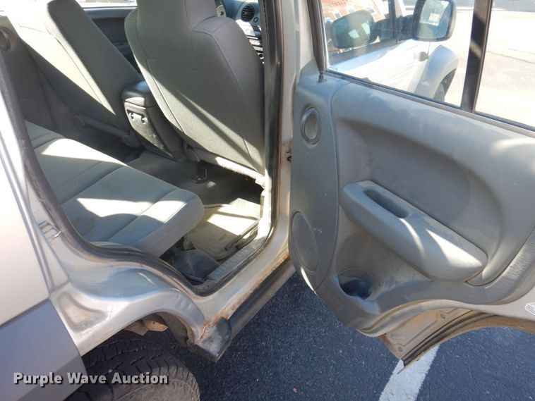 image for item DP0311 2006 Jeep Liberty  SUV