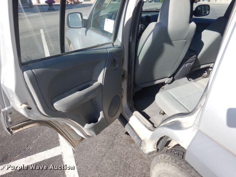 image for item DP0311 2006 Jeep Liberty  SUV