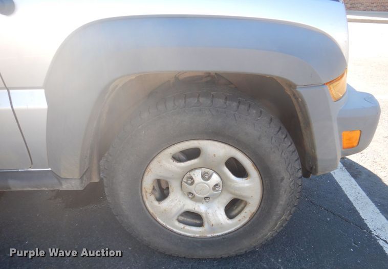 image for item DP0311 2006 Jeep Liberty  SUV