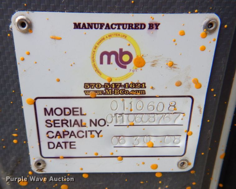 image for item DP4167 2008 GMC W5500HD  paint striping truck