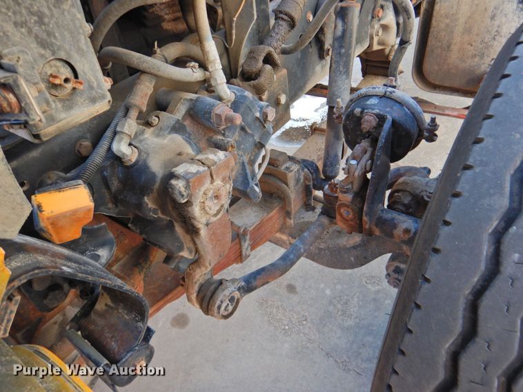 image for item DP4678 1995 Ford LT8000  dump truck