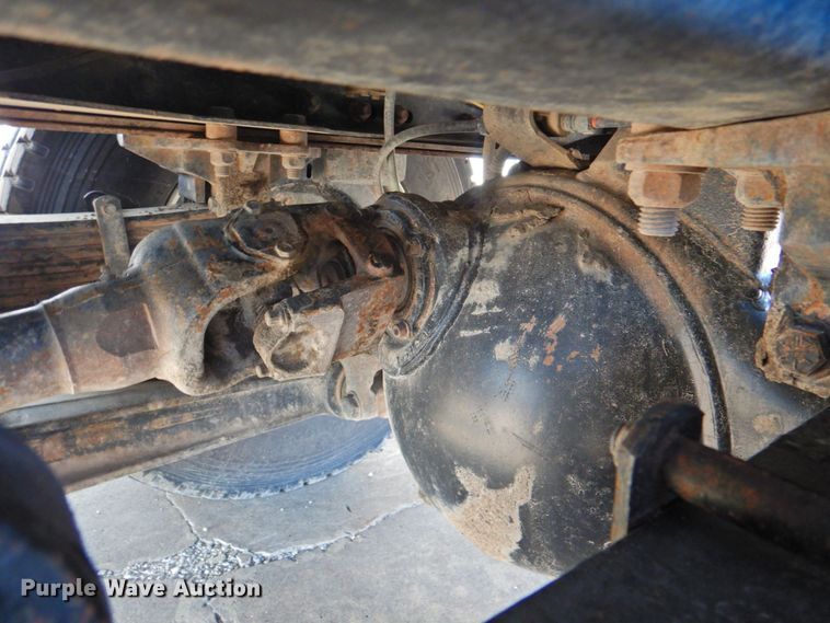 image for item DP4678 1995 Ford LT8000  dump truck