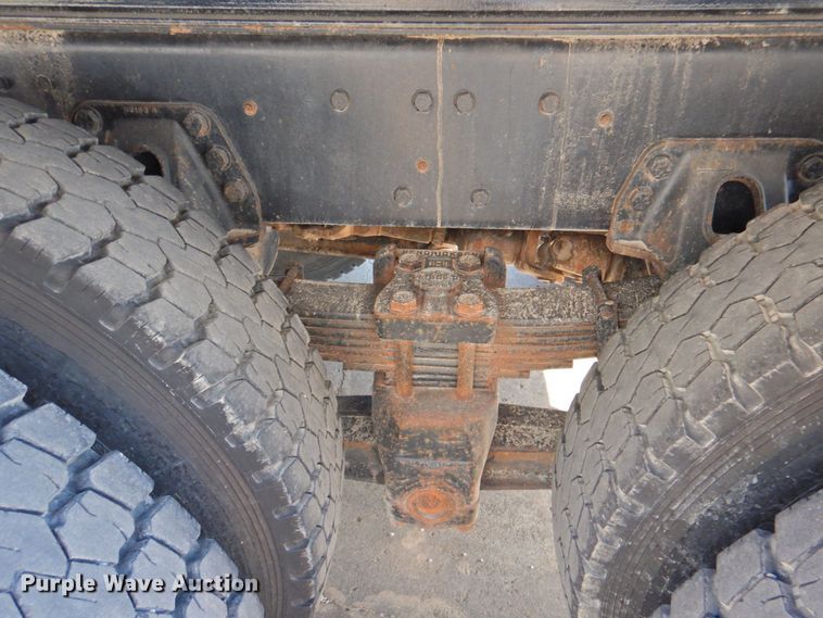 image for item DP4678 1995 Ford LT8000  dump truck