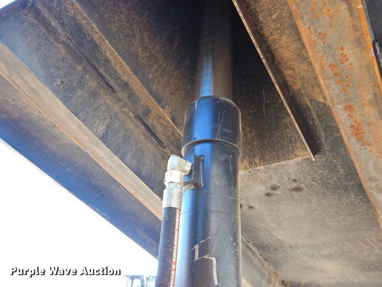 image for item DP4678 1995 Ford LT8000  dump truck