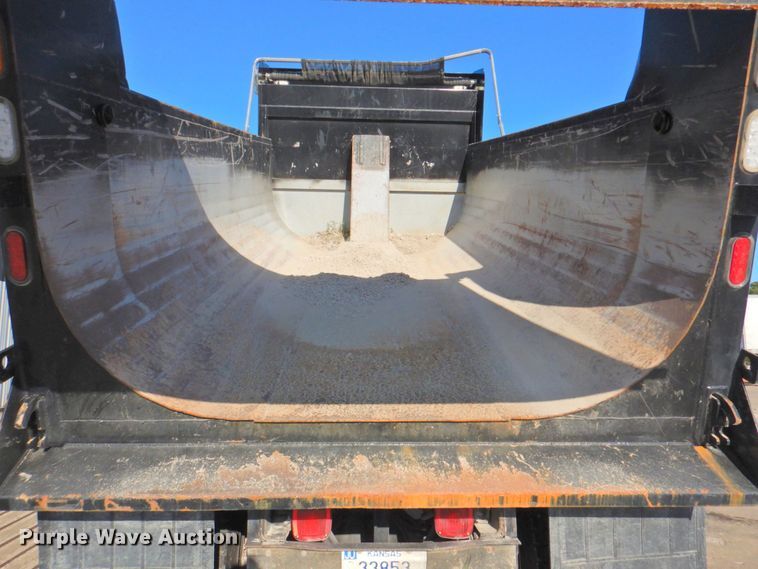 image for item DP4678 1995 Ford LT8000  dump truck