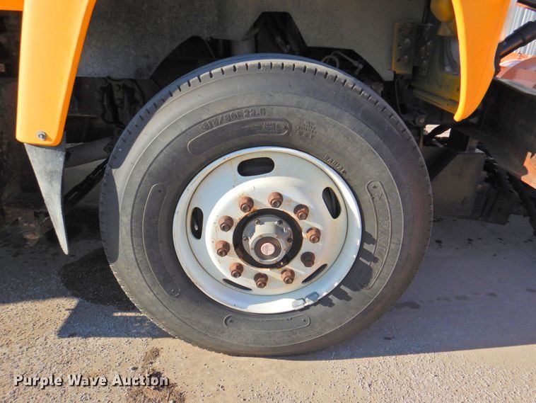 image for item DP4678 1995 Ford LT8000  dump truck