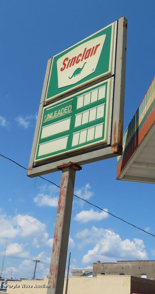 image for item DR0100 Fuel station equipment