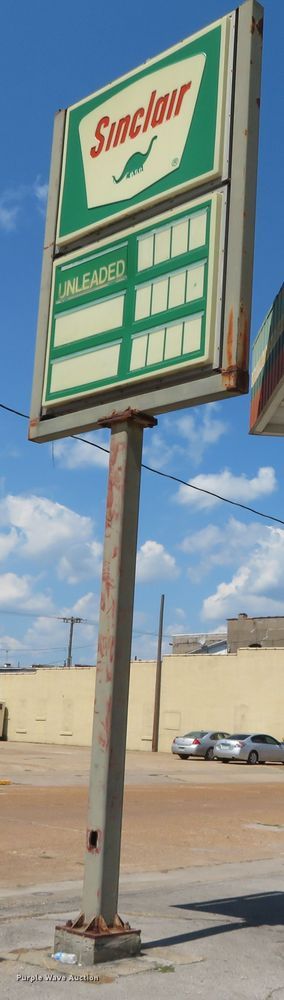 image for item DR0100 Fuel station equipment