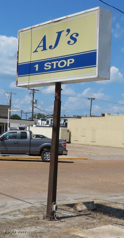 image for item DR0100 Fuel station equipment