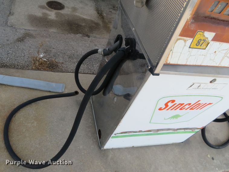 image for item DR0100 Fuel station equipment