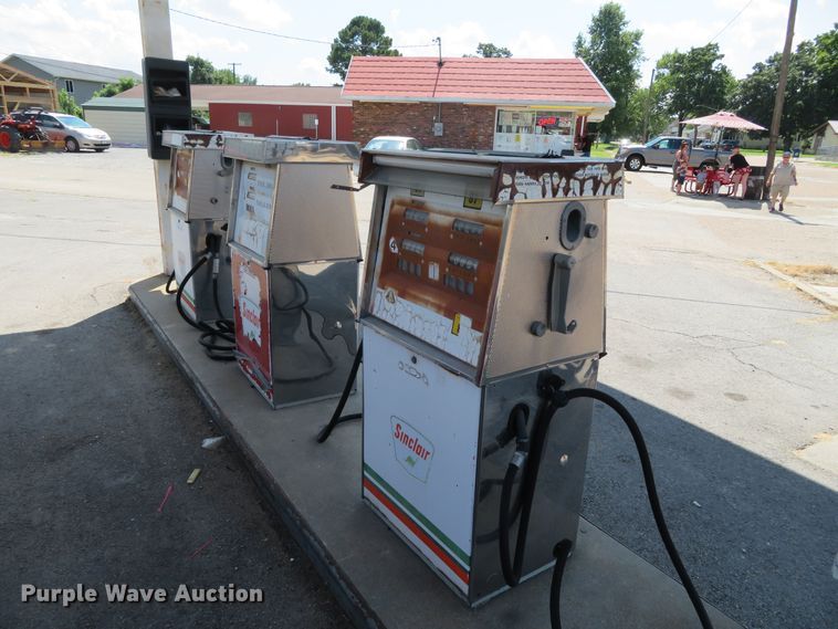 image for item DR0100 Fuel station equipment