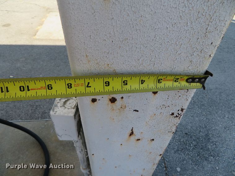 image for item DR0100 Fuel station equipment