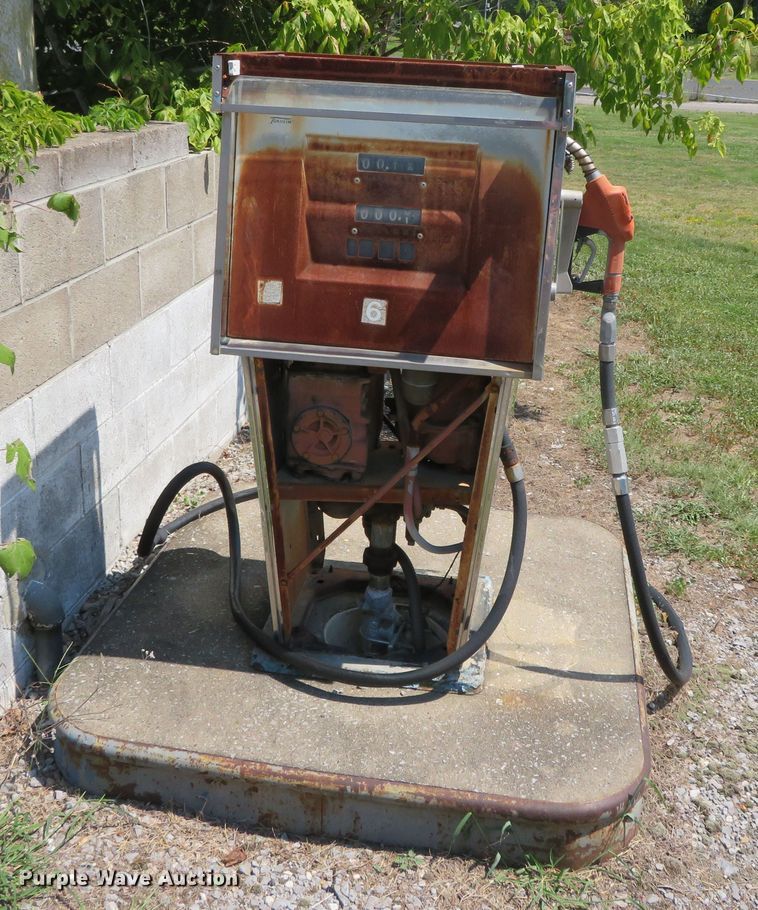 image for item DR0100 Fuel station equipment