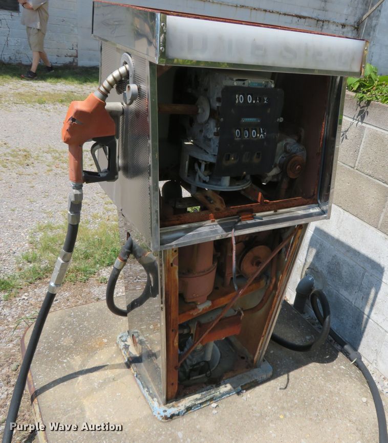 image for item DR0100 Fuel station equipment