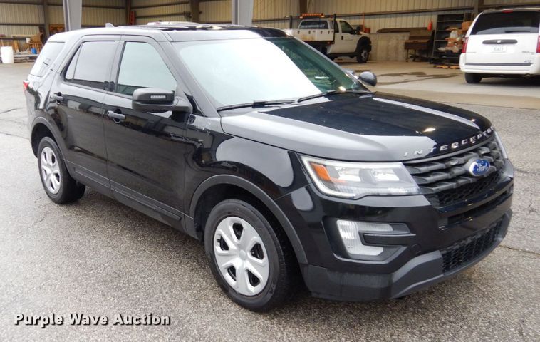 image for item DS1334 2017 Ford Explorer Police Interceptor  SUV