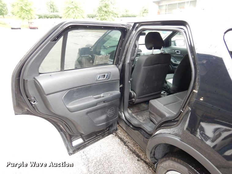 image for item DS1334 2017 Ford Explorer Police Interceptor  SUV