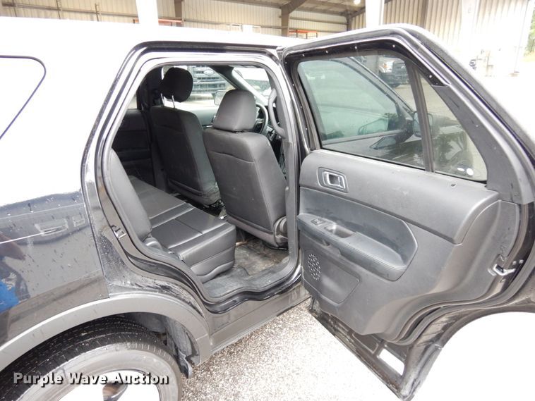 image for item DS1334 2017 Ford Explorer Police Interceptor  SUV